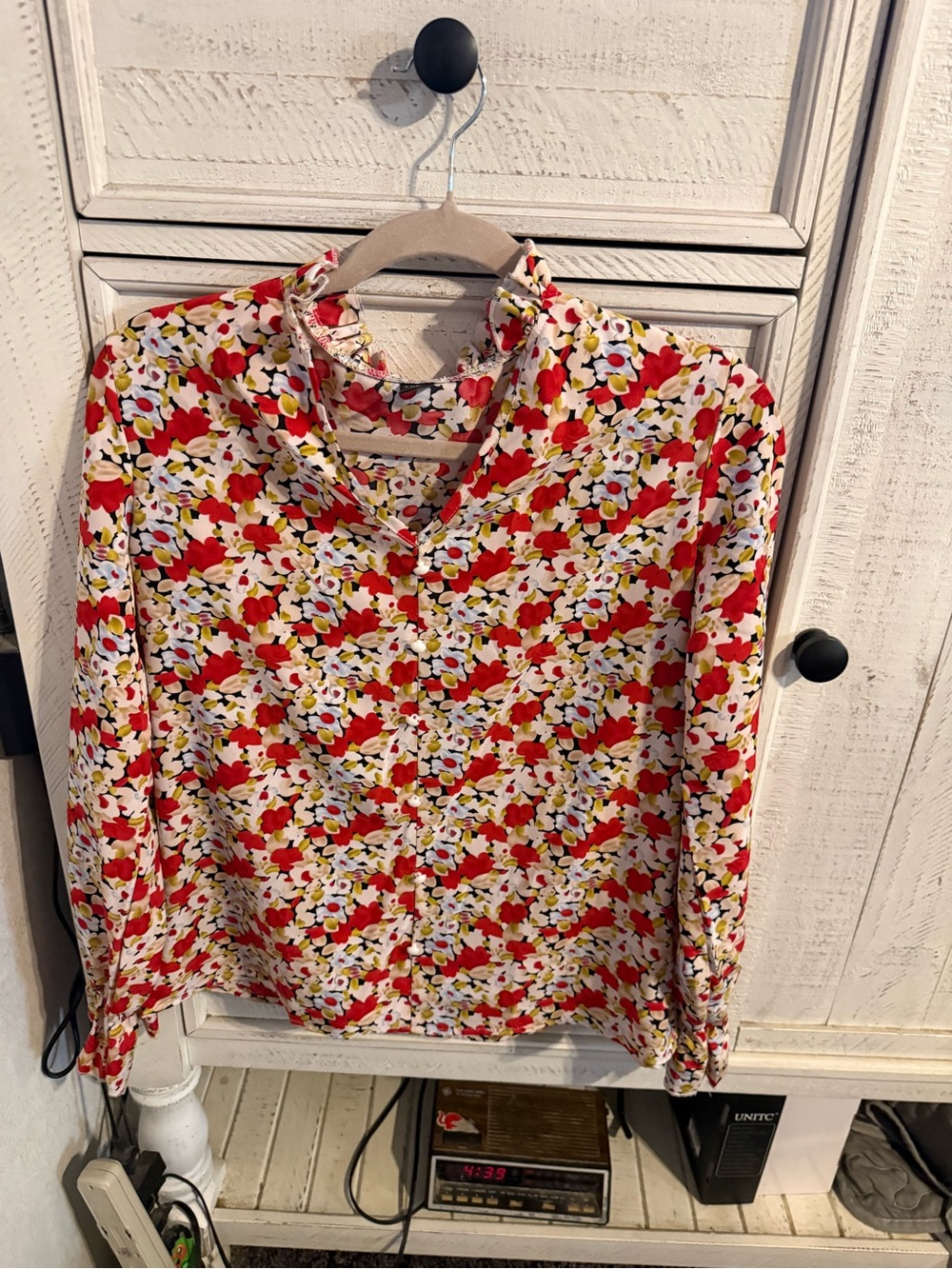 SHEIN Red Floral Ruffled Collar Button-Front Blouse